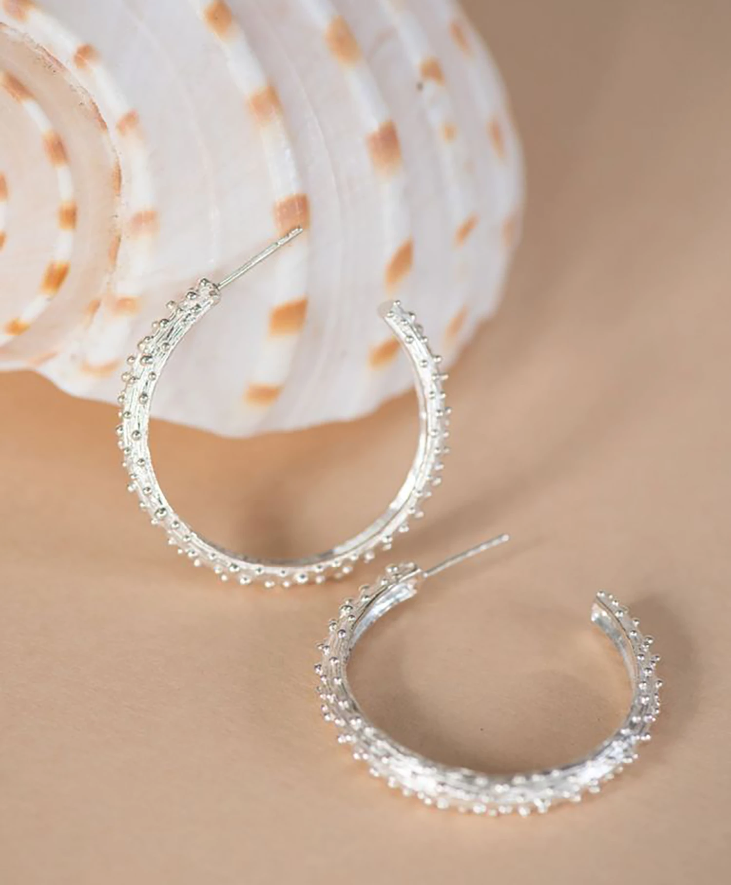 Zoe and Morgan Komodo Hoop Earrings Silver 2 Zoe and Morgan Komodo Hoop Earrings Silver