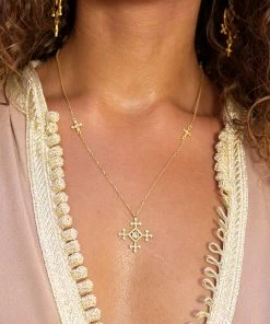 Zoe and Morgan Sura Necklace Natural White Zircon Gold