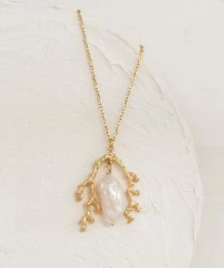 Zoe and Morgan Mutiara Pearl Gold Necklace
