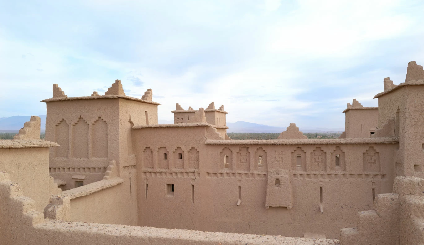 Zoe and Morgan Sura Necklace Natural White Zircon Gold 5 Zoe and Morgan Sura Necklace Natural White Zircon Gold