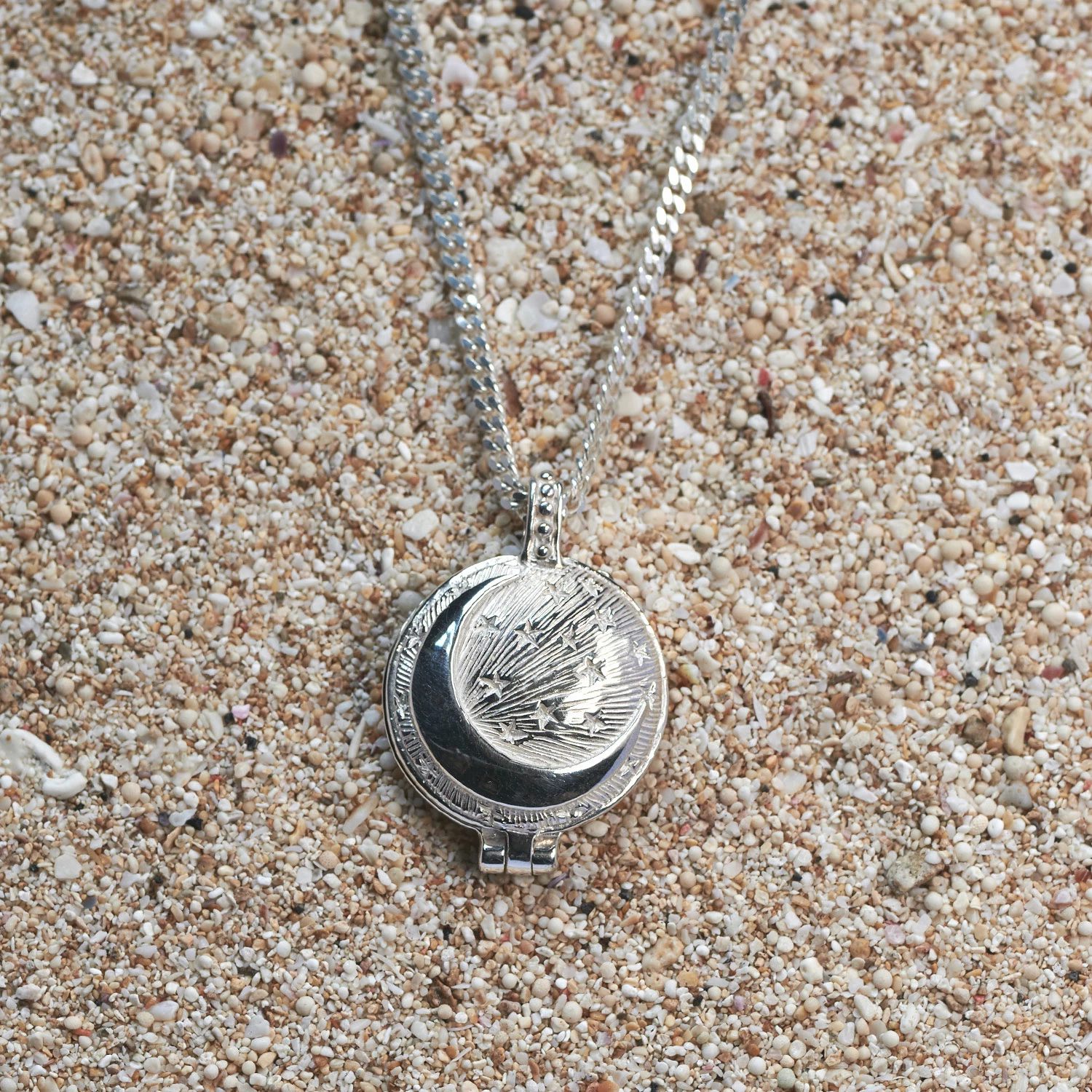 Zoe and Morgan Luna Transformation Locket Silver 2 Zoe and Morgan Luna Transformation Locket Silver