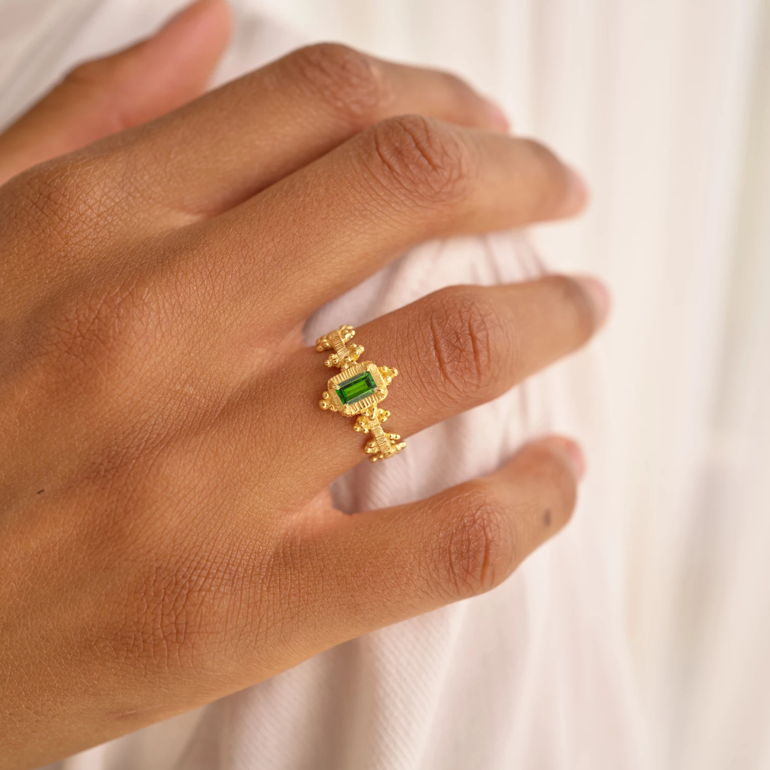 Zoe and Morgan Marina Ring Gold with Chrome Diopside 3 Zoe and Morgan Marina Ring Gold with Chrome Diopside