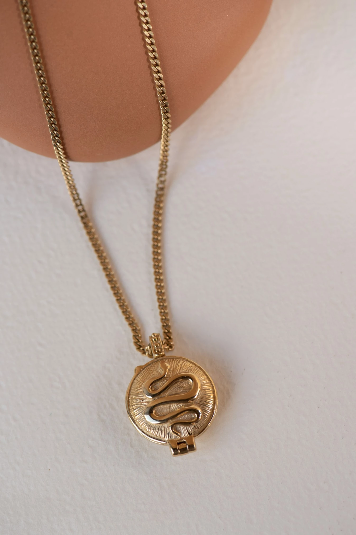 Zoe and Morgan Luna Transformation Locket Necklace Gold 1 Zoe and Morgan Luna Transformation Locket Necklace Gold