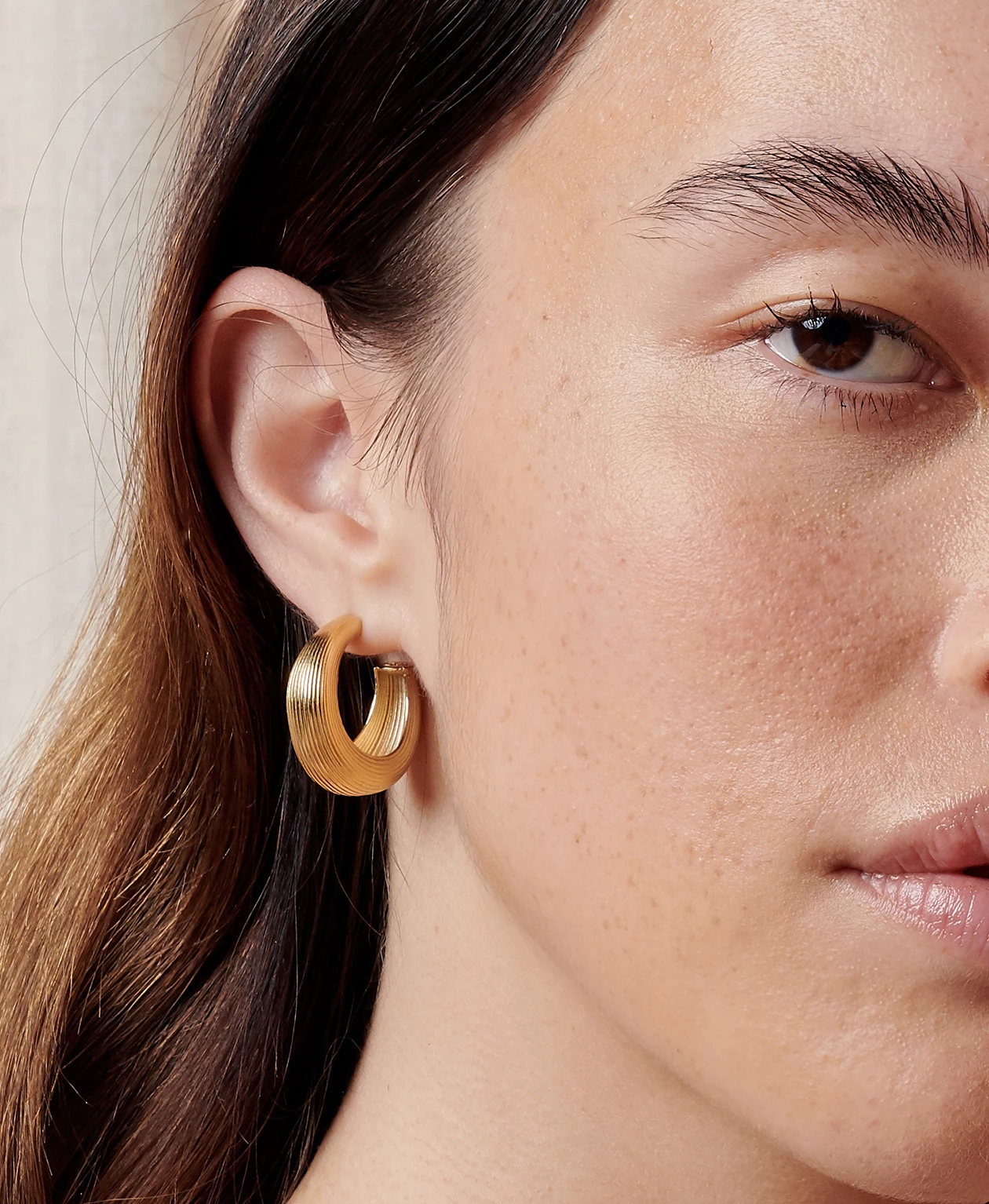 Zoe and Morgan Sirena Gold Earring 2 Zoe and Morgan Sirena Gold Earring