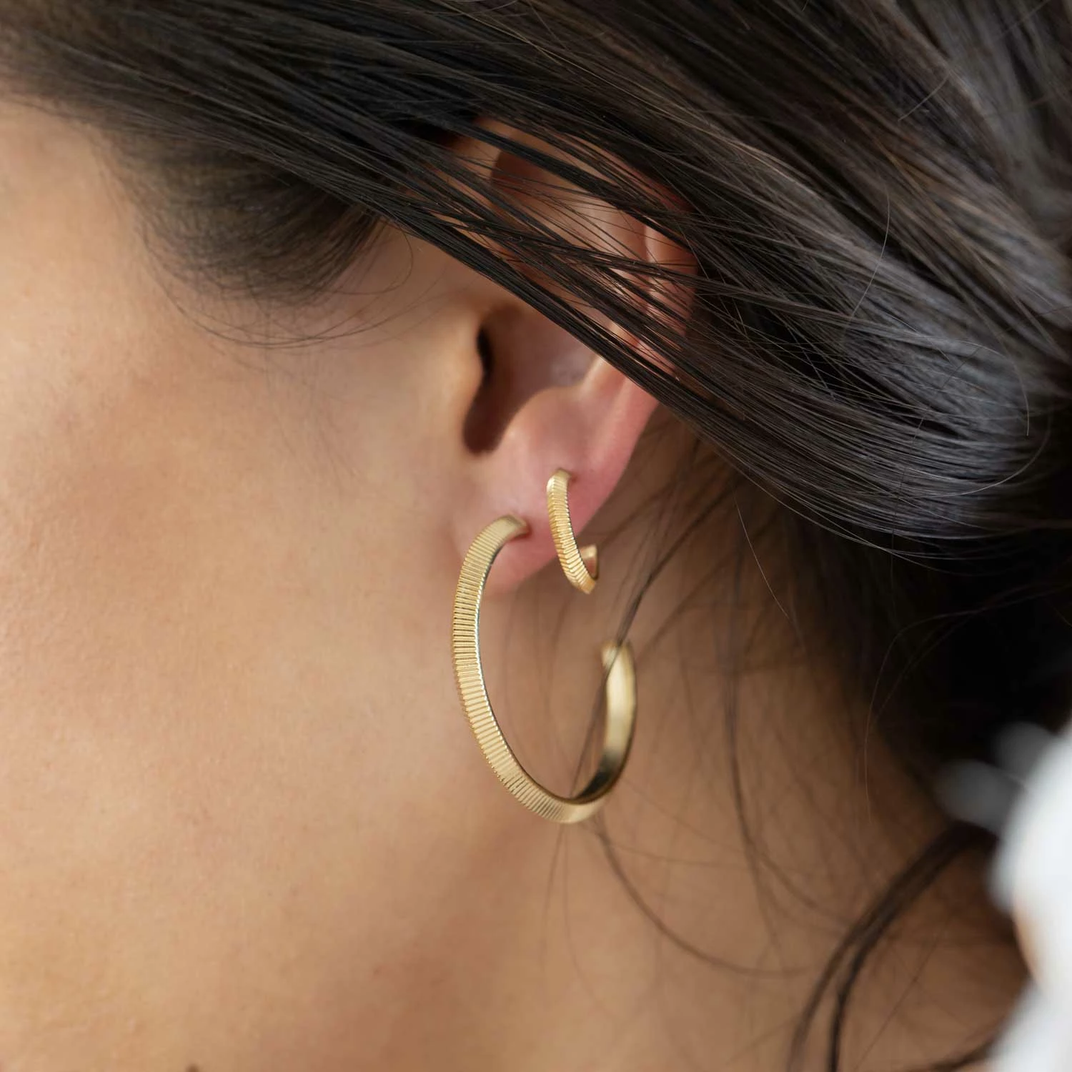 Zoe and Morgan Tasa Hoop Gold 2 Zoe and Morgan Tasa Hoop Gold