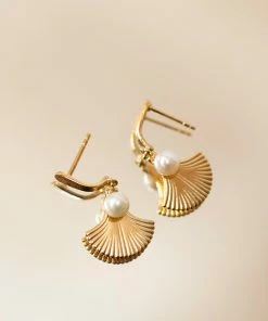 Zoe and Morgan Alana Gold Pearl Earring