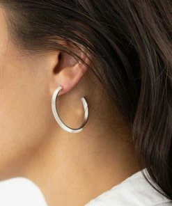Zoe and Morgan Tasa Hoop Silver