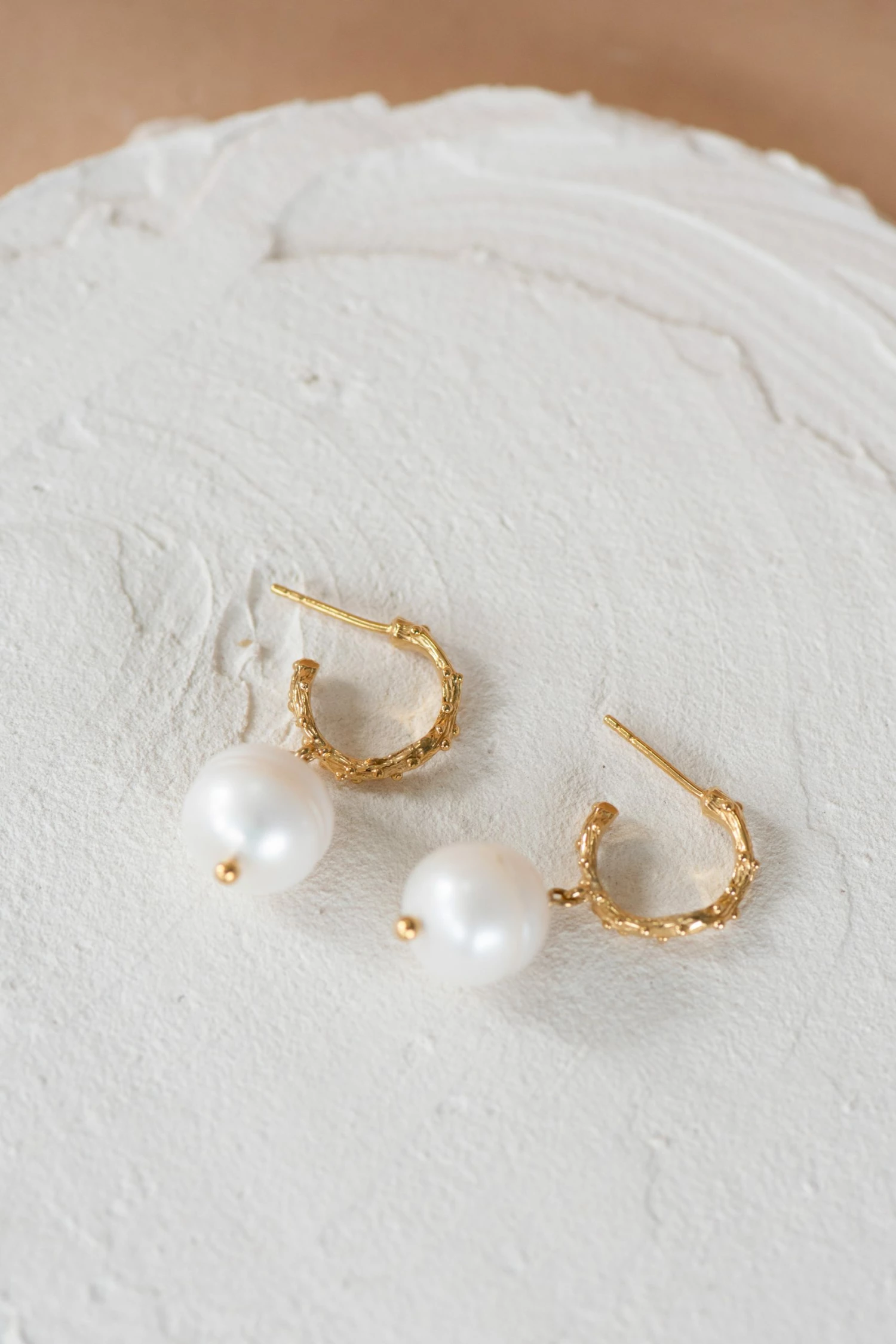 Zoe and Morgan Asahan Pearl Gold Earrings 2 Zoe and Morgan Asahan Pearl Gold Earrings