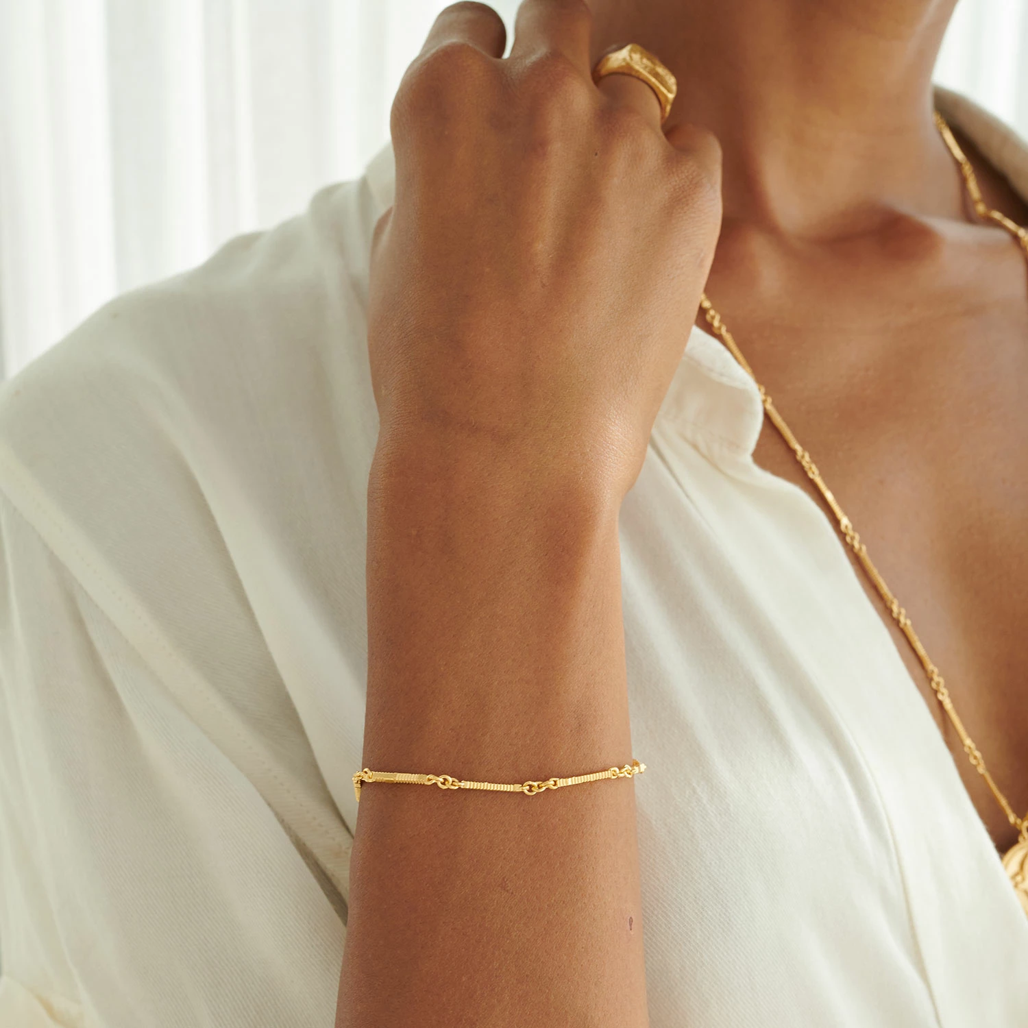 Zoe and Morgan Ameena Bracelet Gold 1 Zoe and Morgan Ameena Bracelet Gold