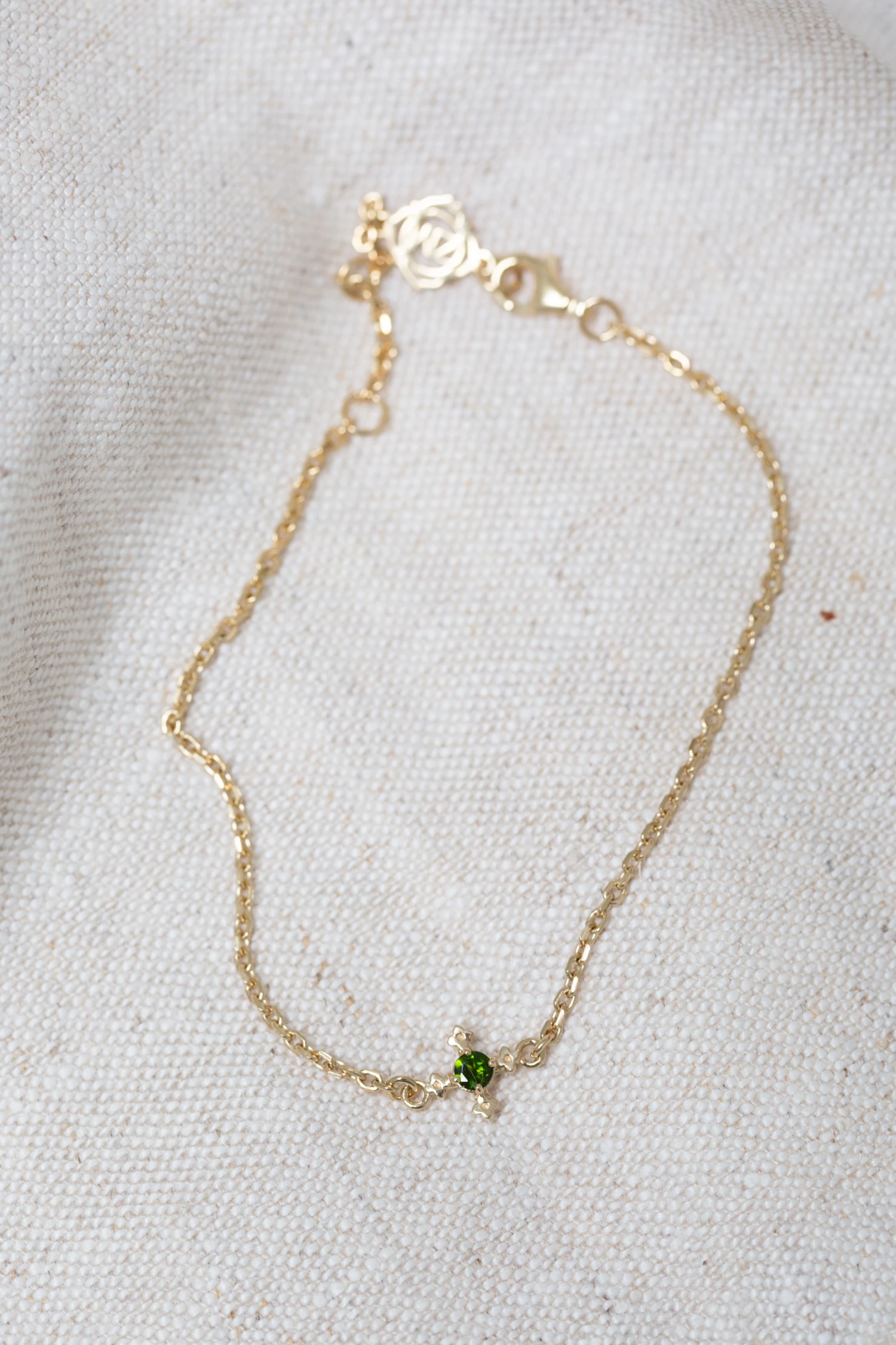 Zoe and Morgan Izil Bracelet Chrome Diopside Gold 1 Zoe and Morgan Izil Bracelet Chrome Diopside Gold