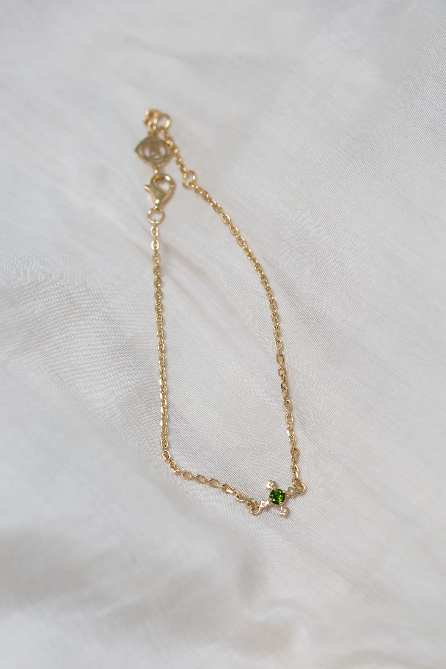 Zoe and Morgan Izil Bracelet Chrome Diopside Gold 2 Zoe and Morgan Izil Bracelet Chrome Diopside Gold