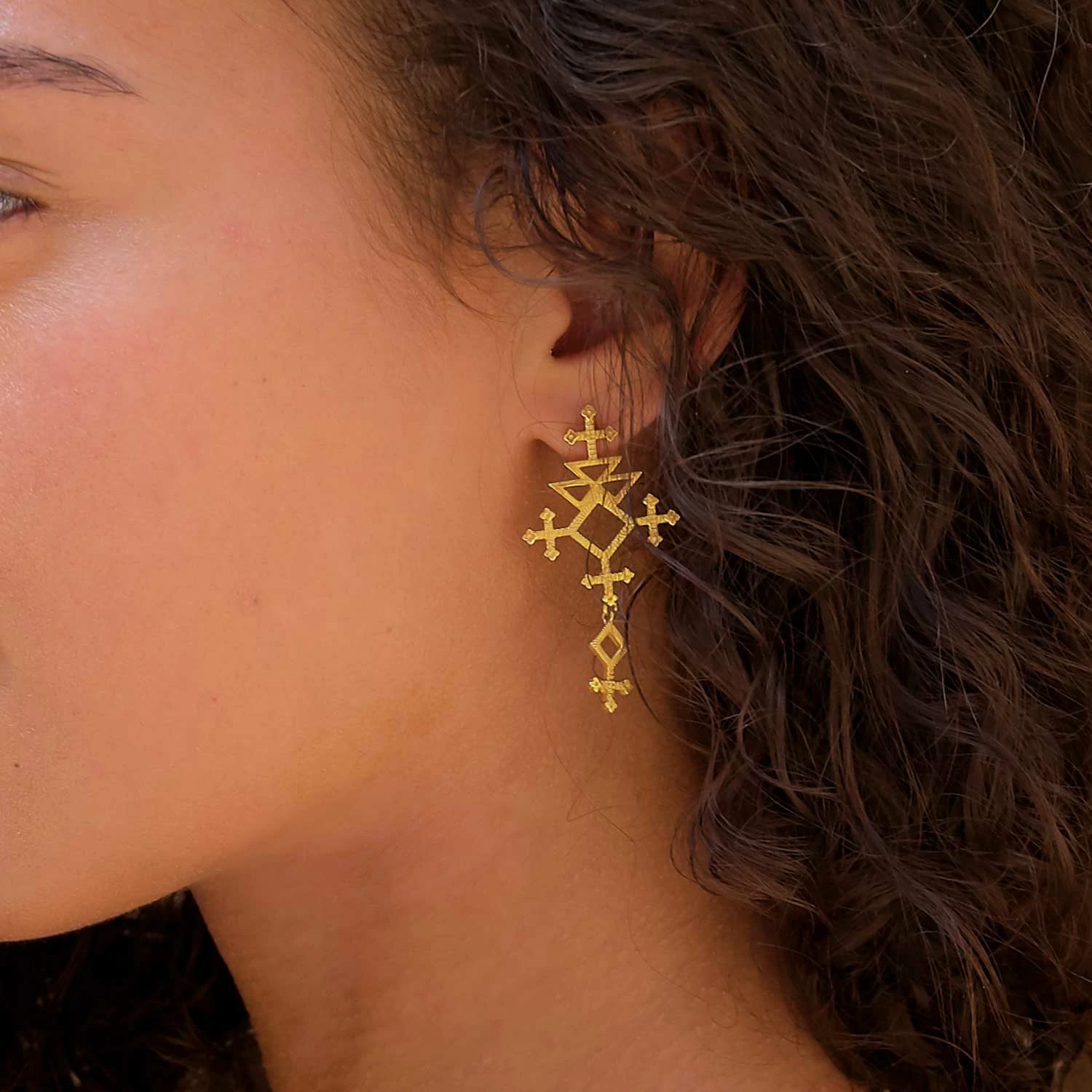 Zoe and Morgan Talitha Earrings Gold 3 Zoe and Morgan Talitha Earrings Gold