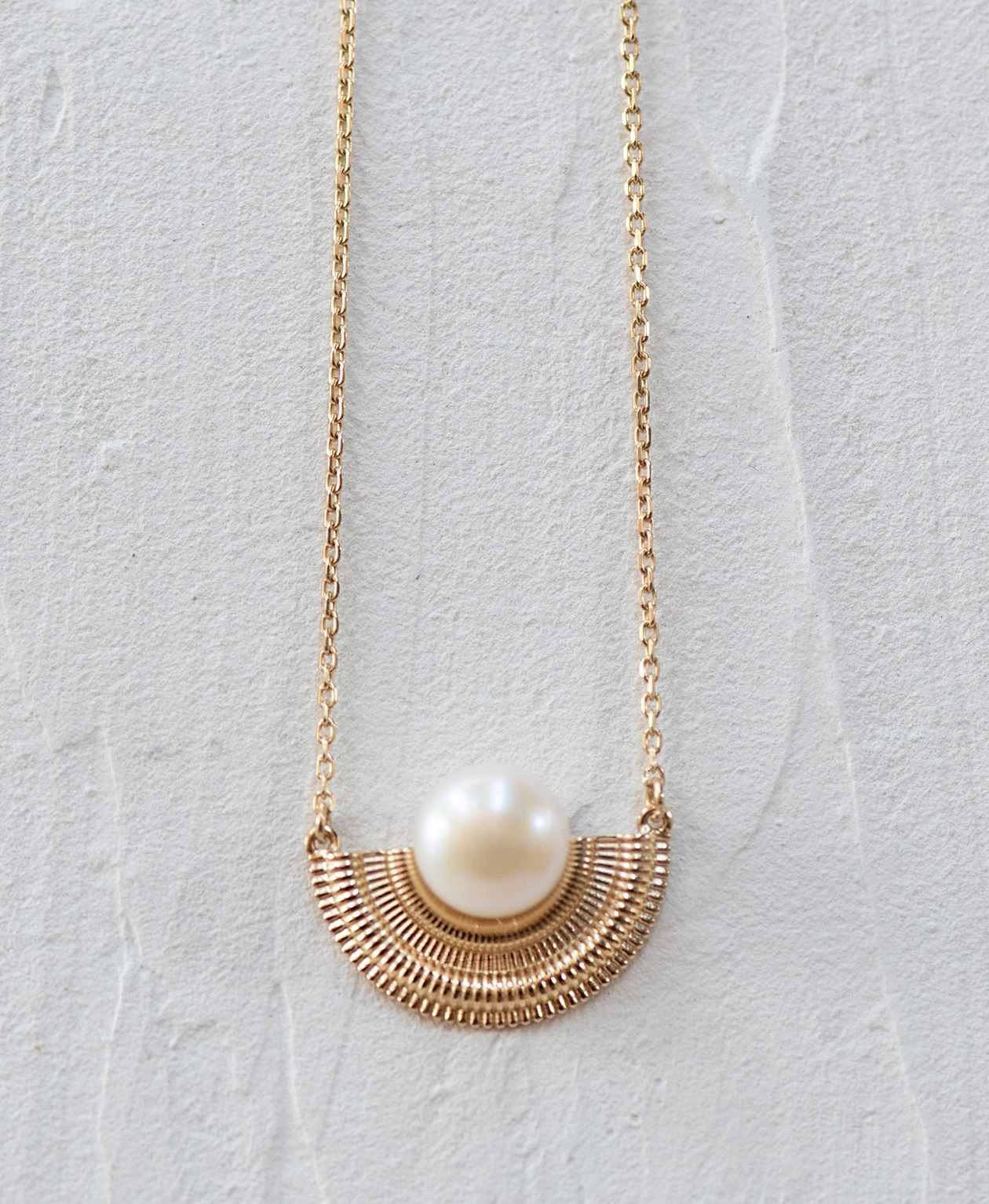 Zoe and Morgan Adella Gold and Pearl Necklace. 1 Zoe and Morgan Adella Gold and Pearl Necklace.