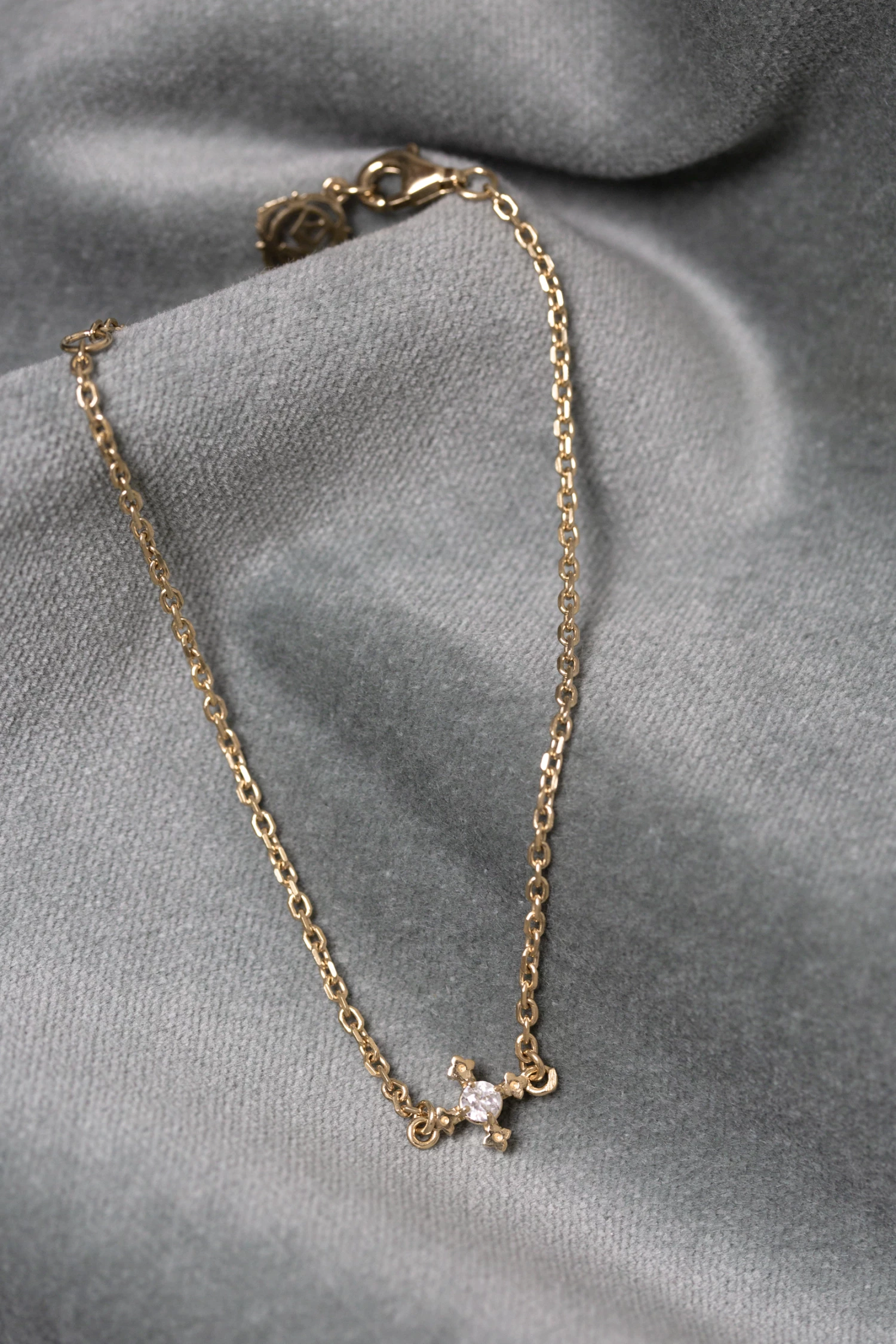 Zoe and Morgan Izil Bracelet Natural White Zircon Gold 3 Zoe and Morgan Izil Bracelet Natural White Zircon Gold