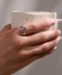 Zoe and Morgan Aya Ring 5 Zoe and Morgan Aya Ring